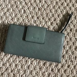 Fossil Wallet